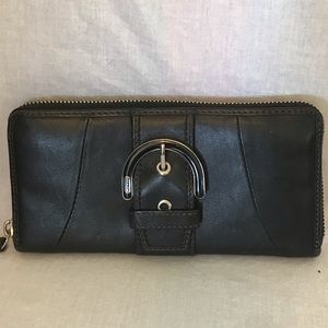 Coach Zippered Leather Wallet, Black